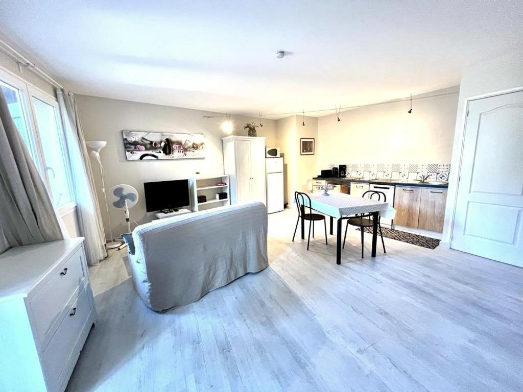 Apartmán La Vigne Et L'Olivier Villeneuve-lès-Avignon Exteriér fotografie